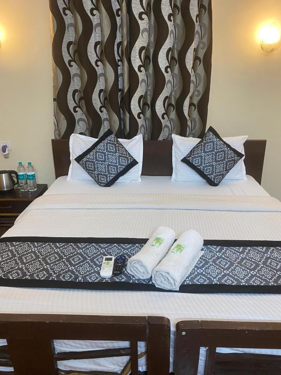 Baga Beach Palms Экстерьер фото